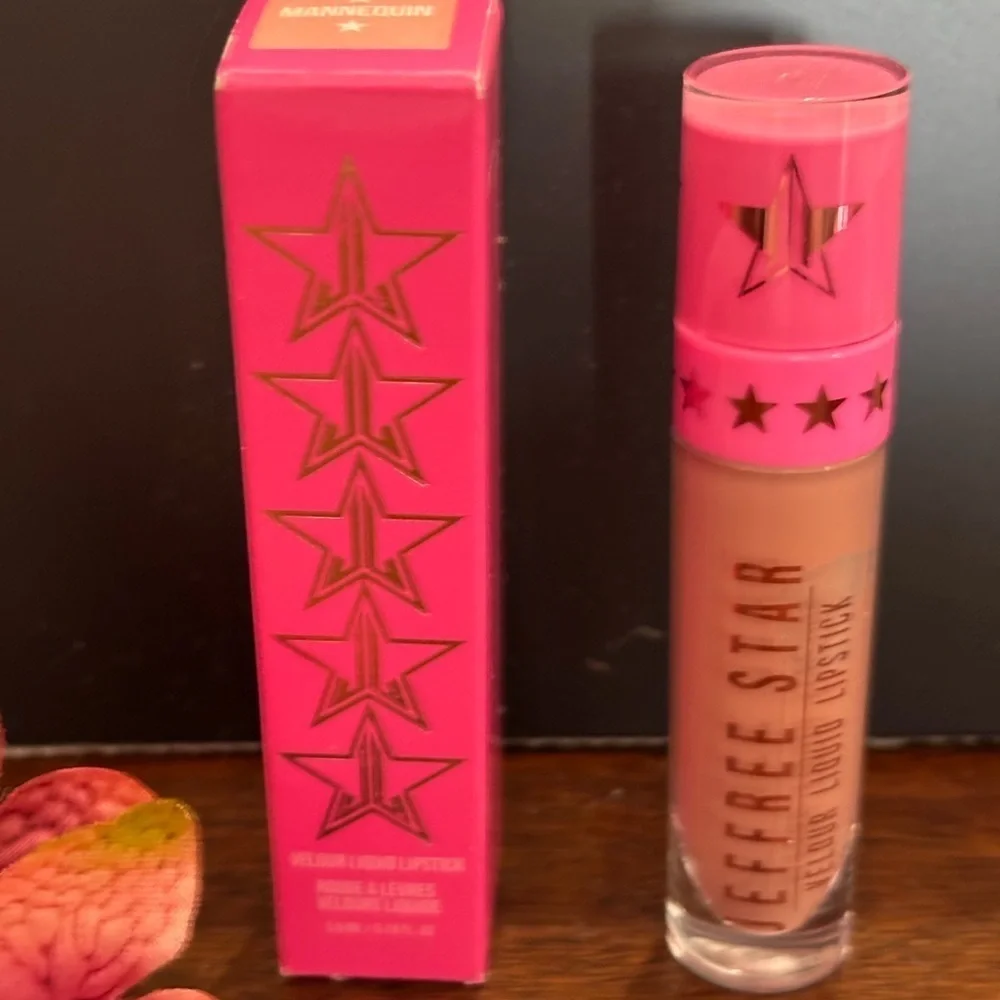 NIB Jeffree Star Tan Lipstick Matte Velvety Finish Brand New
